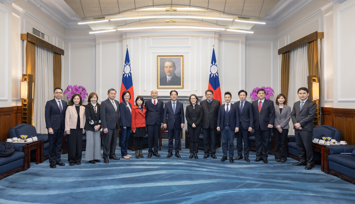  總統賴清德會晤立法院長韓國瑜所率領的美國總統就職慶賀團。 圖：總統府提供 