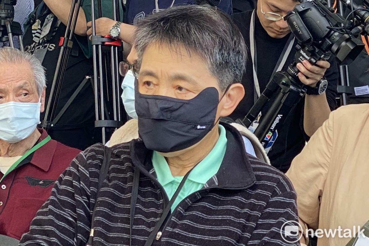 台北市政府28日於二二八和平公園，舉行二二八事件78週年紀念儀式，受難家屬向蔣萬安抗議。   圖：林朝億/攝