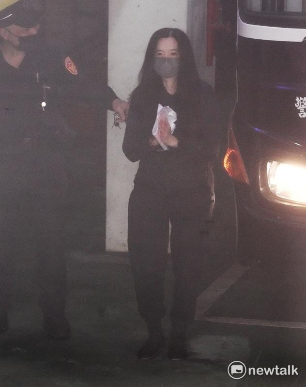 應曉薇在庭上堅稱自己無罪，並公開感謝沈慶京的捐款，強調「要死就戰死在沙場上！」她的發言引發輿論關注，而李文娟則同樣否認涉案。(圖為應曉薇)   圖：張良一 / 攝（資料照片）