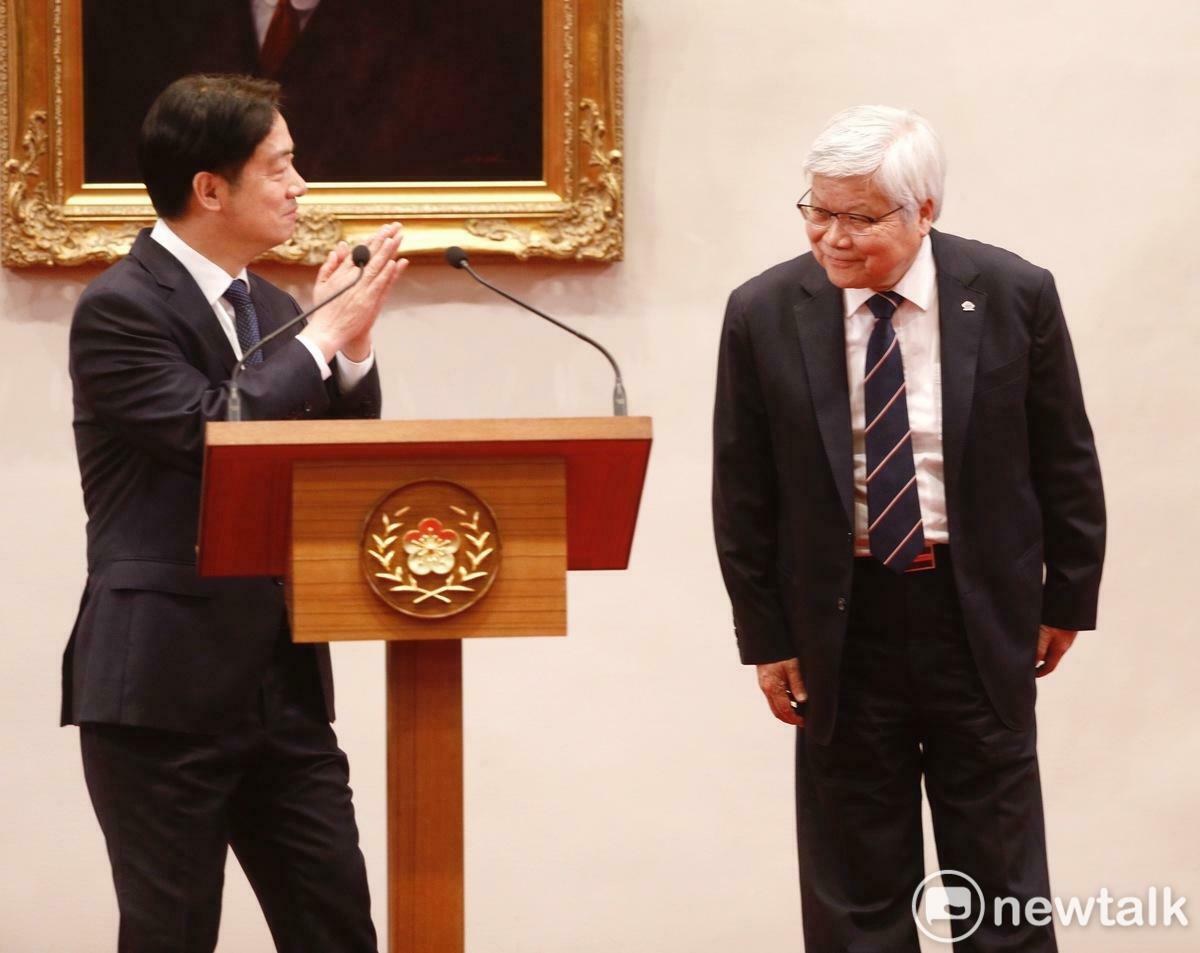 總統賴清德偕同台積電董事長魏哲家今（6）天舉行記者會。   圖：張良一／攝