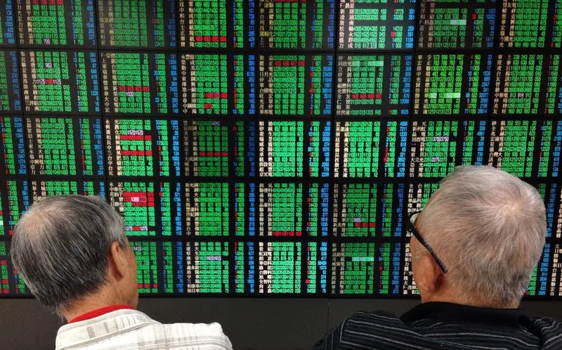 台股摜破33,000點、跌點史上第三大 國安基金會操盤手說話了