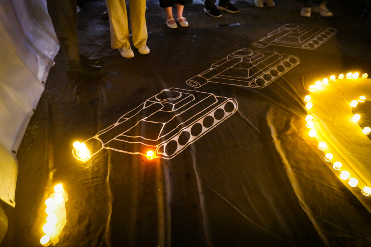 華人民主書院等民團4日晚間在中正紀念堂舉辦六四晚會。   圖：張良一攝