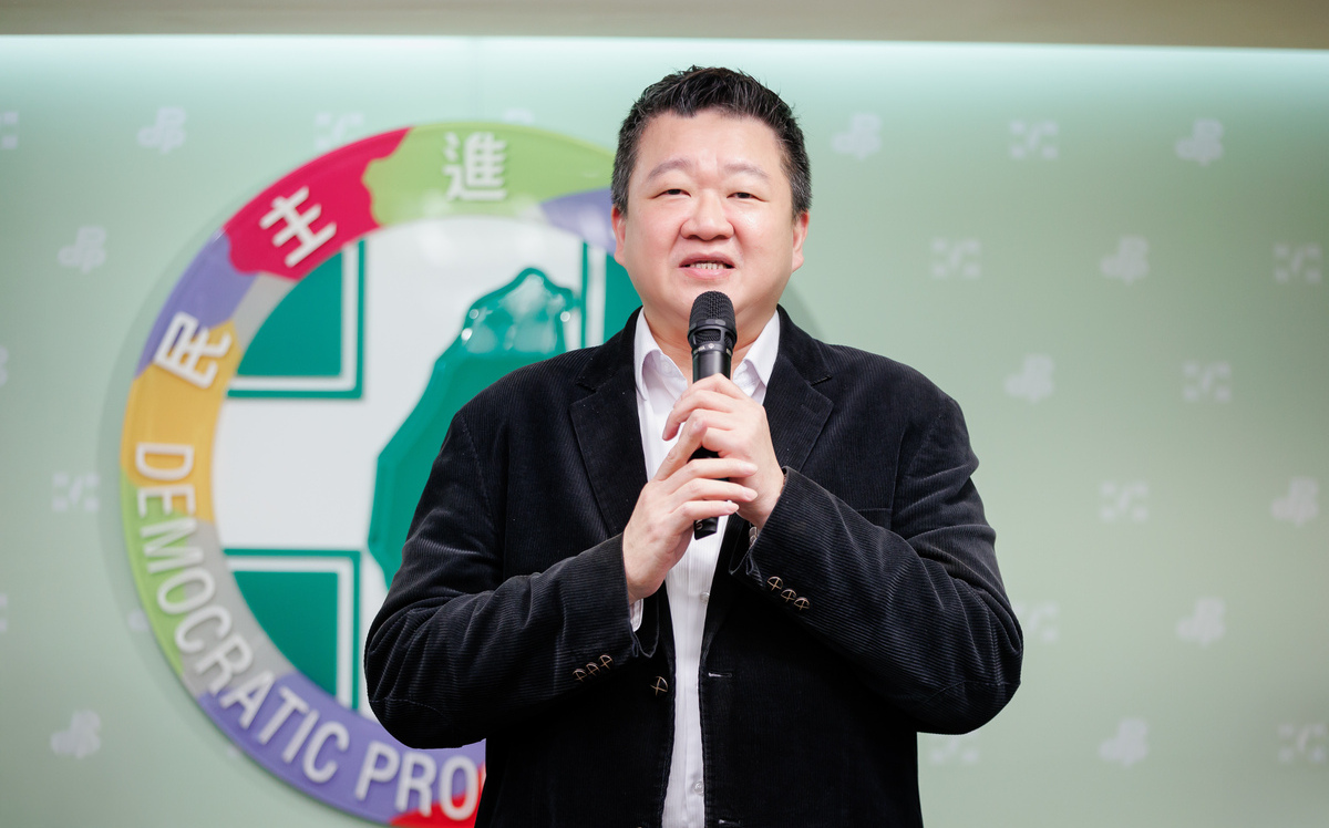 跨境鎮壓不只矢板明夫!何博文爆吃麵後:中國老闆老家遭國台辦「關切」