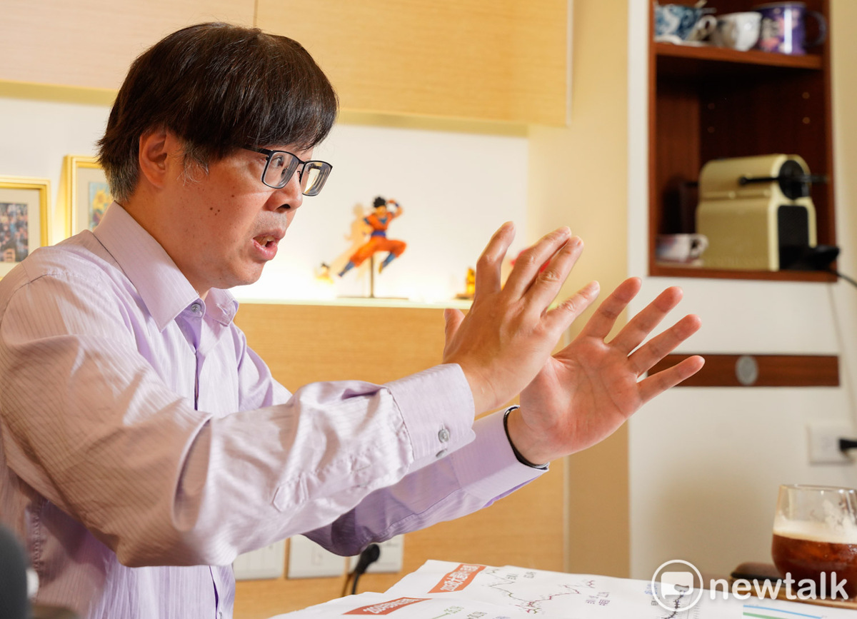  台灣基進黨主席王興煥談到，唯有小黨合作，才能說服選民可以作為「第三勢力」的新選擇，然後再來強調能作為「反對黨」的新選擇。 圖：張良一/攝 