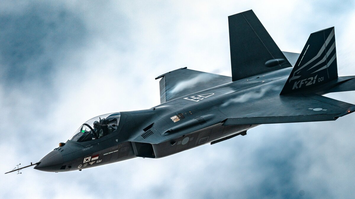  韓國獵鷹戰機 KF-21 。 圖：翻攝自@RWWReborn 