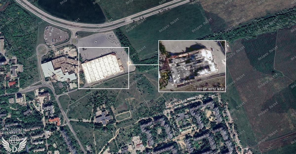  烏軍使用配備六十公斤彈頭的 FP-1 無人機，對頓內茨克一處被俄軍用作物流與部署中心的「Sigma」大型超市進行精確打擊。 圖：翻攝自 X 帳號 @NOELREPORTS 