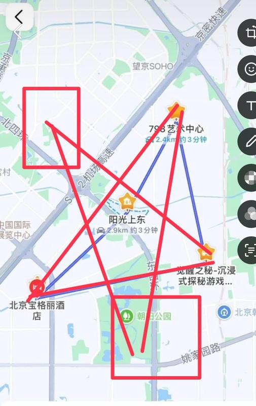  網友認為寶格麗酒店、798藝術中心、陽光上東之間有地下連通管道，並懷疑正在舉行某種獻祭儀式。 圖：翻攝自Threads帳號 @mixiusimi 