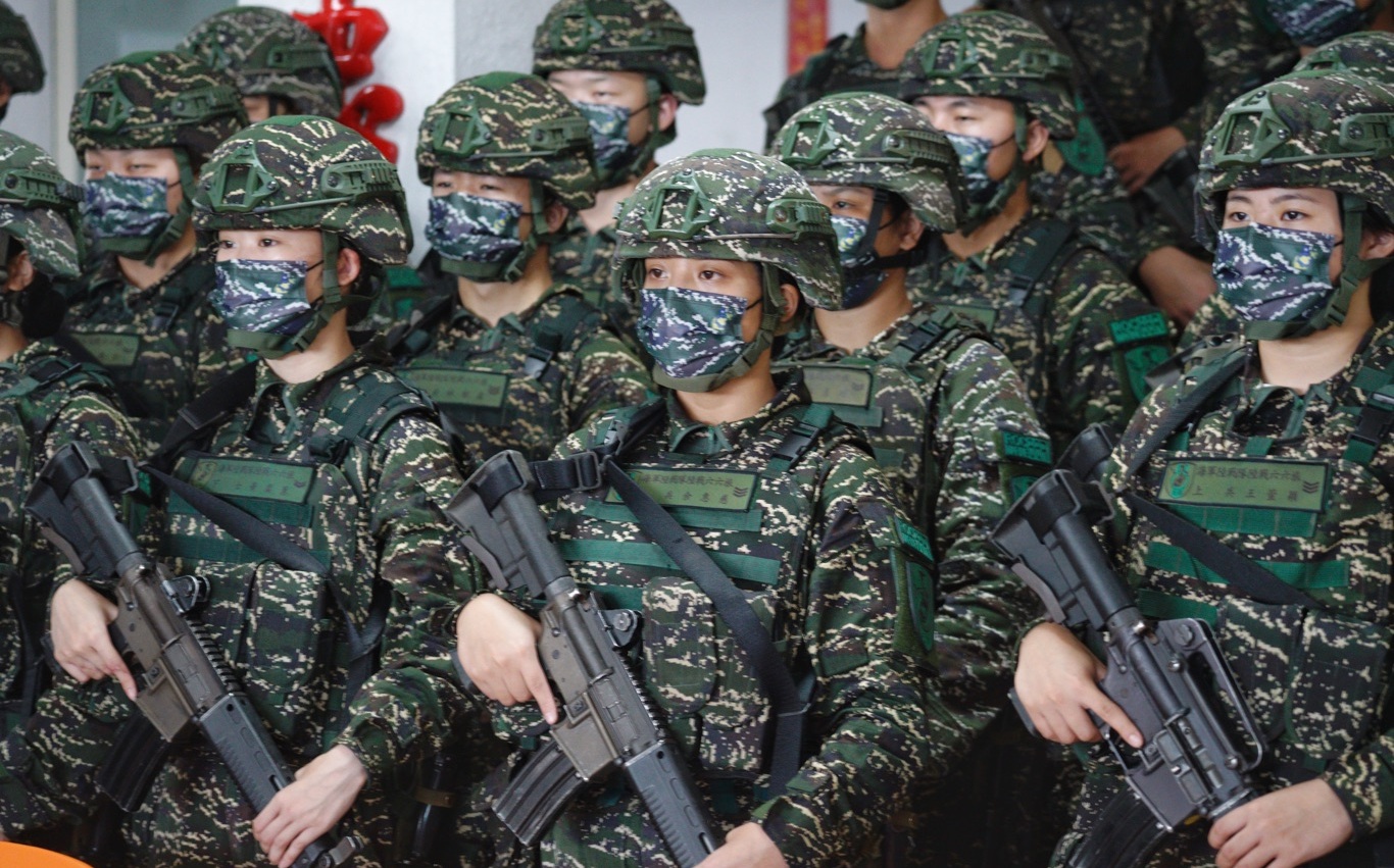 海軍陸戰隊99旅晚間驚傳槍響! 中尉排長藉檢查槍枝哨亭內持槍輕生