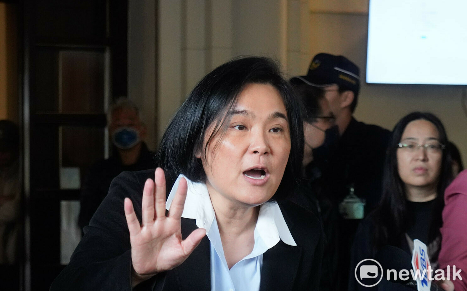 轟助理費除罪化就是貪污法案 王瑞德:通過2026國民黨不用選了