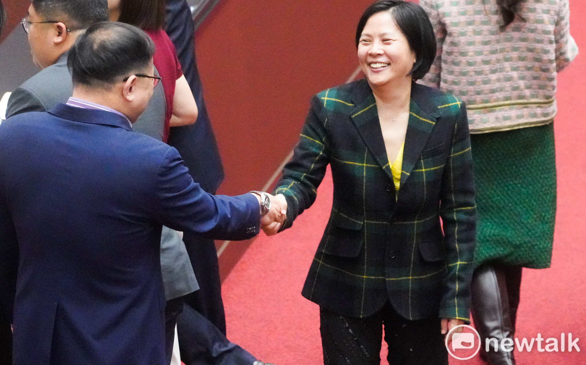 卓榮泰稱「李女士」　李貞秀想回應遭幕僚擋、新聞稿嗆卓「公然霸凌立委」