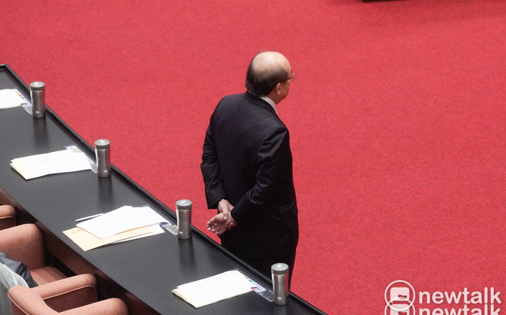 被叫「喬王」25年 前幕僚反擊誤解:柯建銘其實在扛這些事