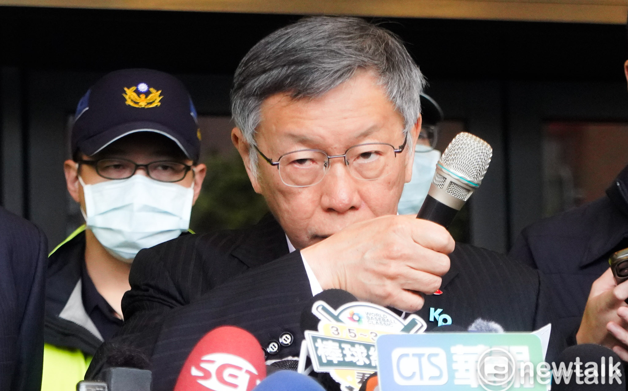 柯文哲警告民進黨 若再搞黃國昌「一定焦土政策」