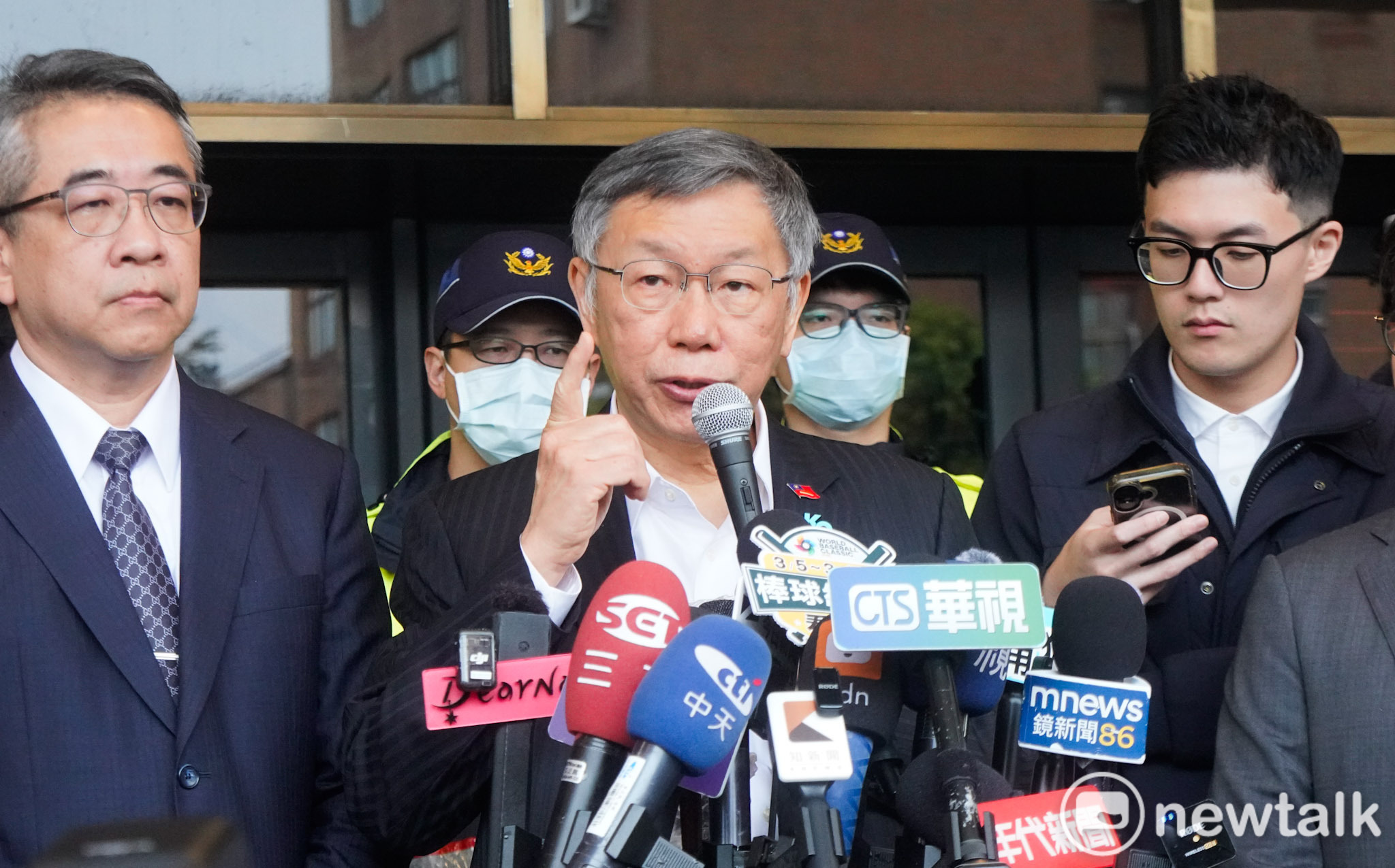 柯文哲嗆搞黃國昌就焦土政策 律師轟干預司法:簡直民主之恥