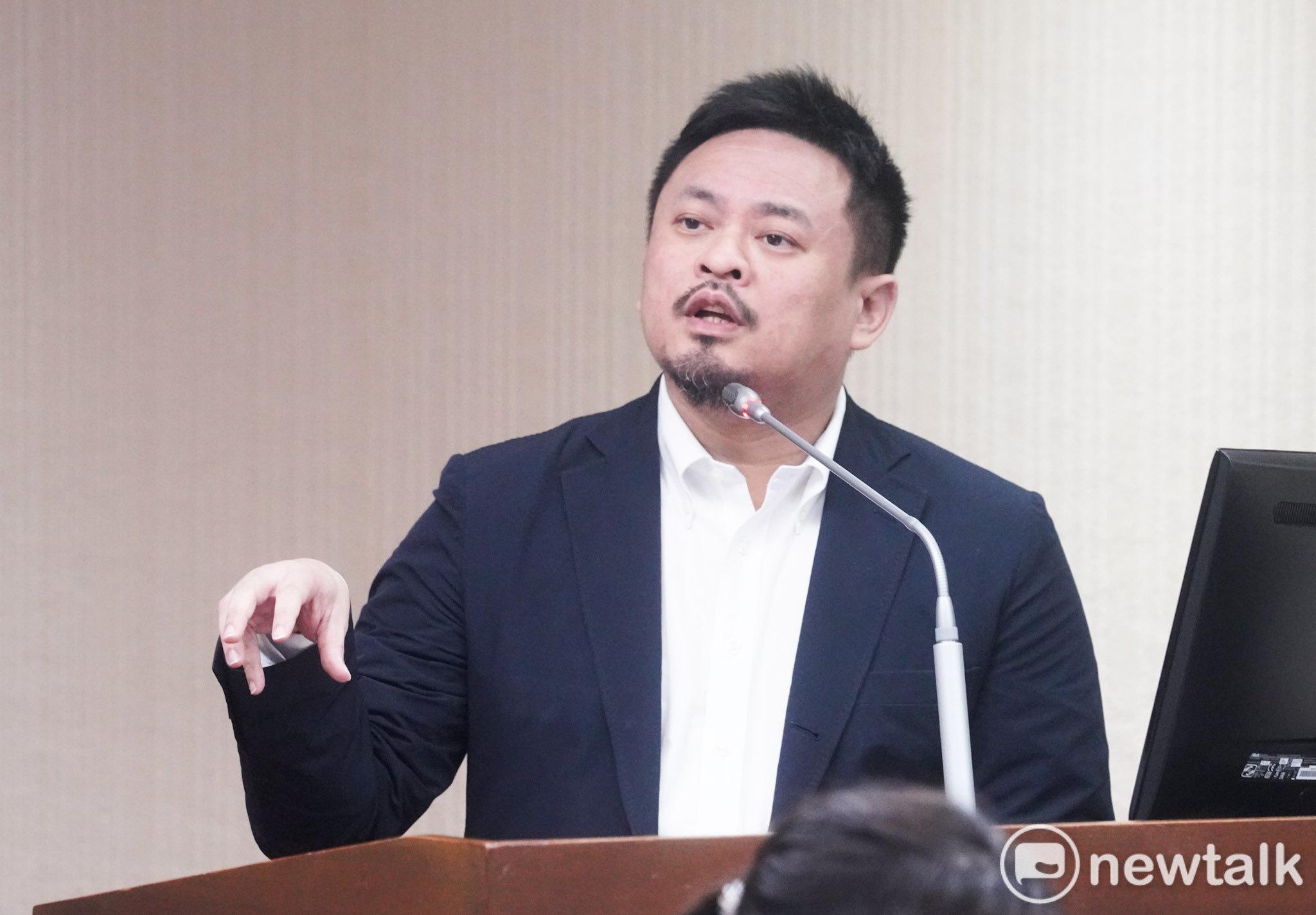 薪資透明化公聽會登場 洪申翰:勞動部版年底前出爐
