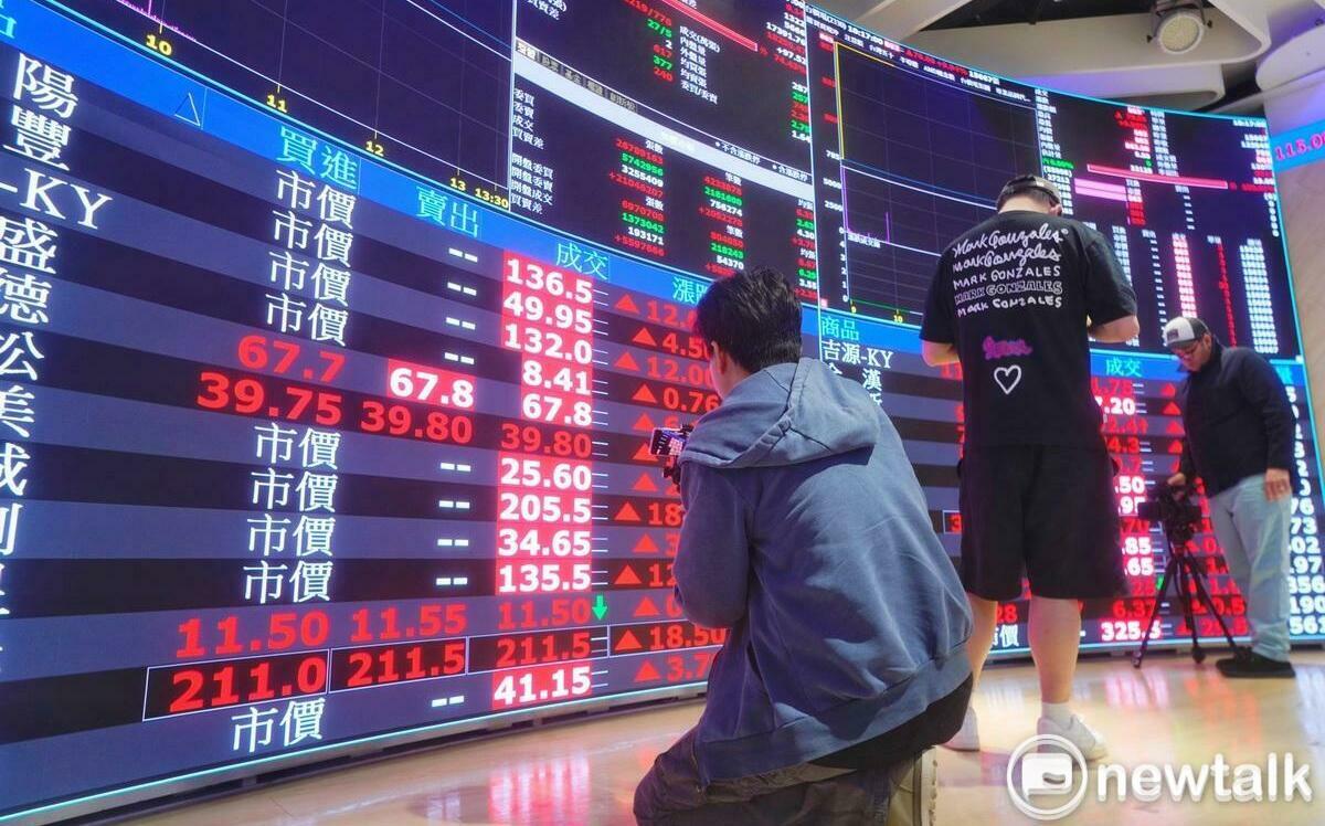 AI主升段擴散！載板、散熱、電源接棒、法人點名買進一次看