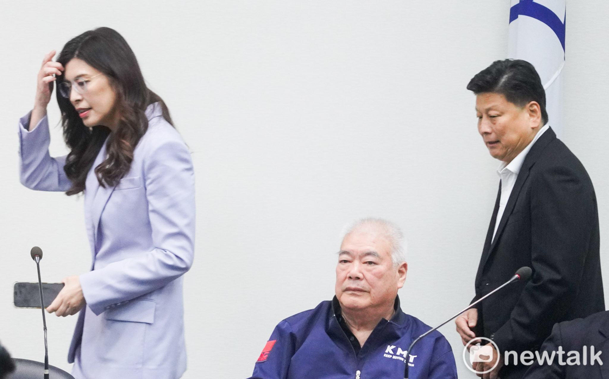 終於對軍購讓步？鄭麗文：會把「＋N」寫清楚完整