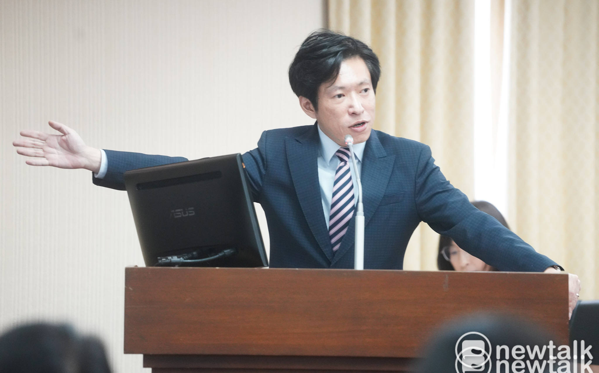 白委指政院「不副署」違法 張惇涵反嗆:有異議可以提倒閣