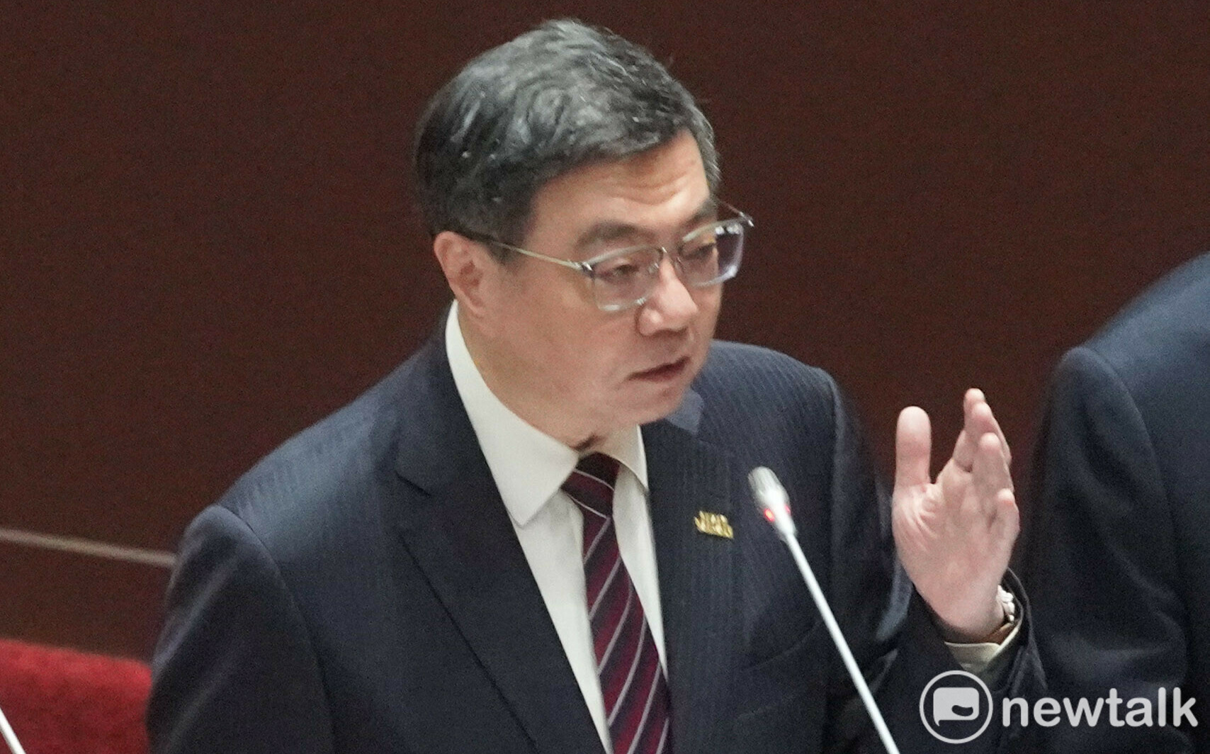 行政院通過《無人載具採購特別條例》 預算匡列2100億、採購3類無人機艇