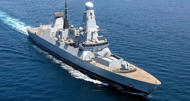  英國最快在 2040 可能面臨毫無驅逐艦可用的窘境。 圖：翻攝自星海之刃 
