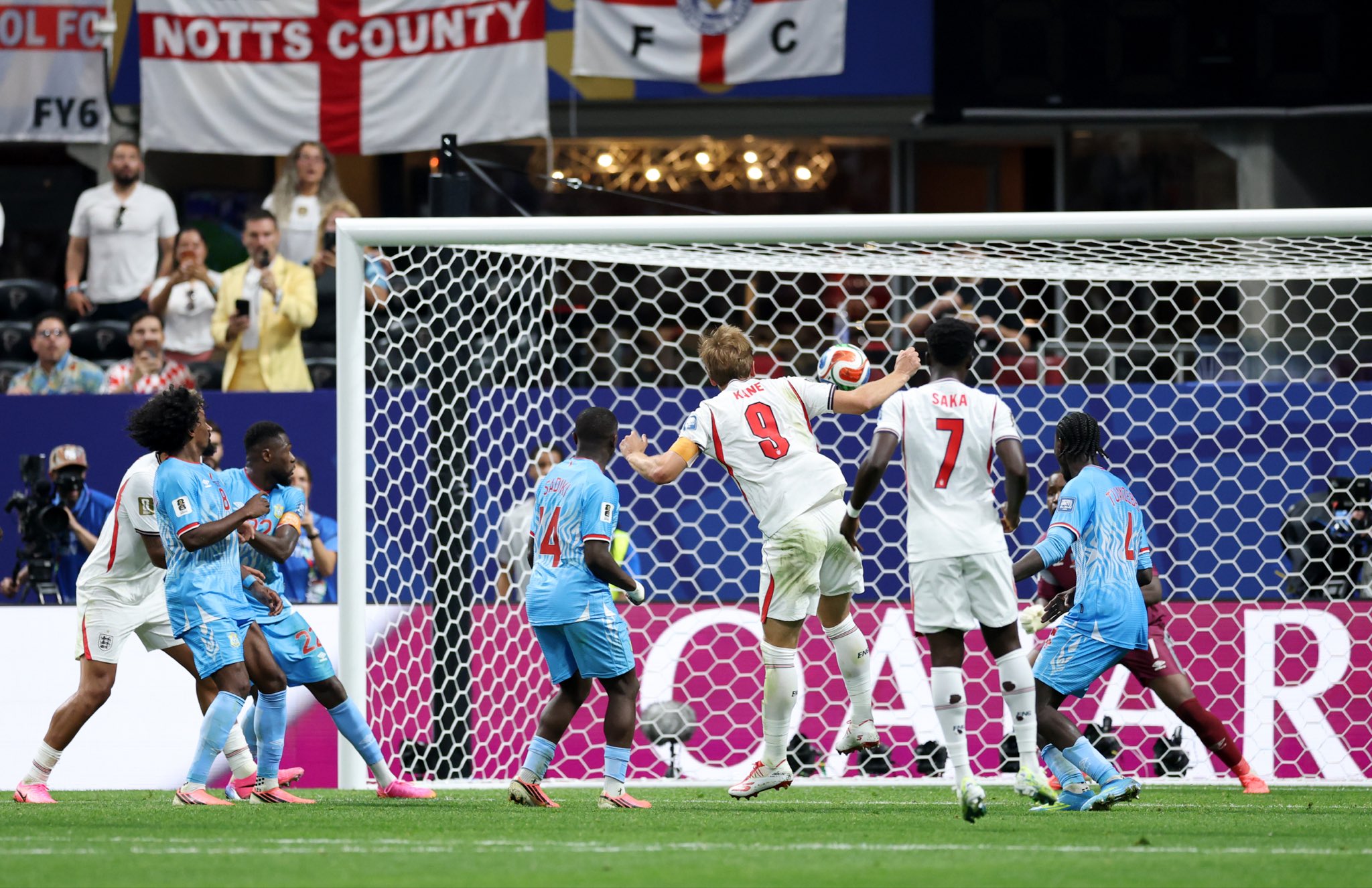  凱恩一記頭槌將比分戰平至 1:1。 圖：翻攝自＠HKane 