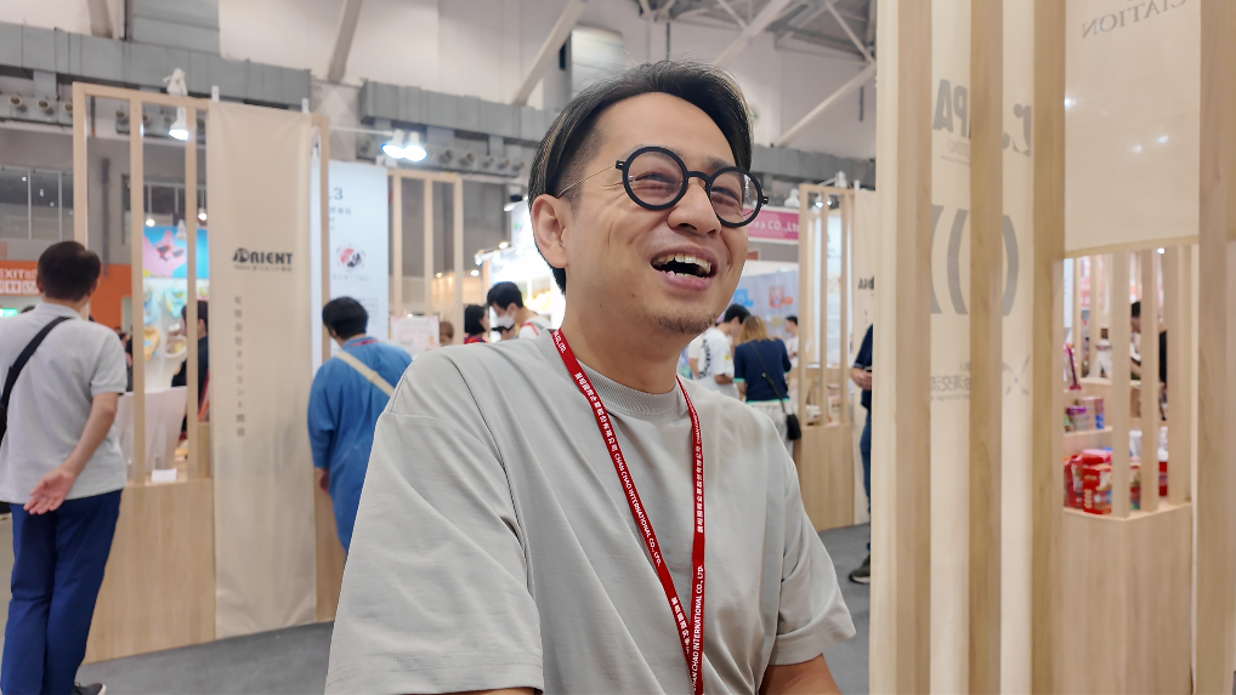  高山博希望讓還沒有出口過台灣的日本中小企業，踏出海外市場第一步。 圖：王克殷／攝影