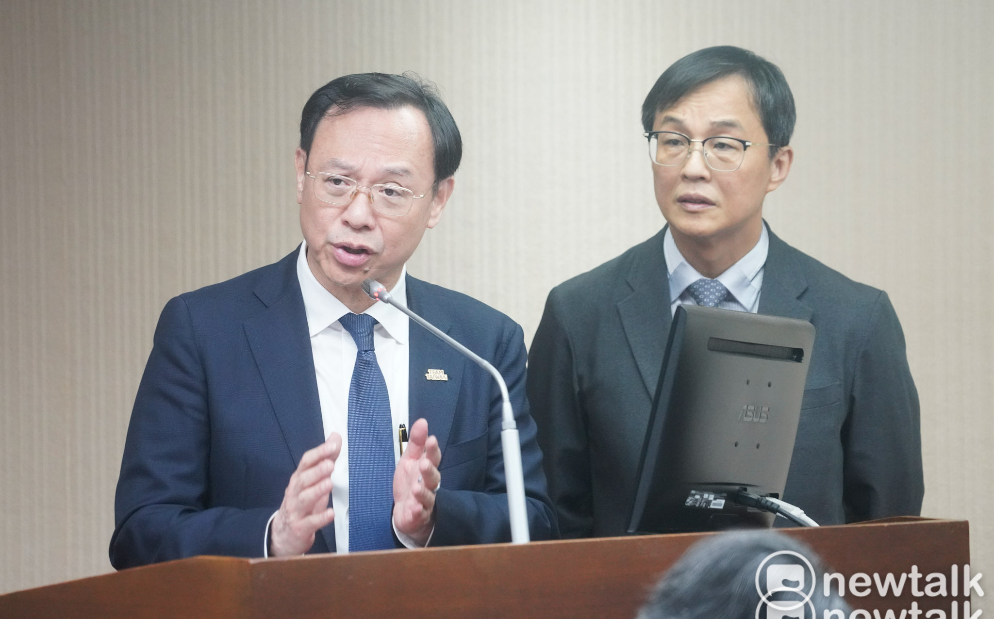 石崇良遭打臉「中聯代表7/4全程在場」 食藥署長：20%下架我決定的