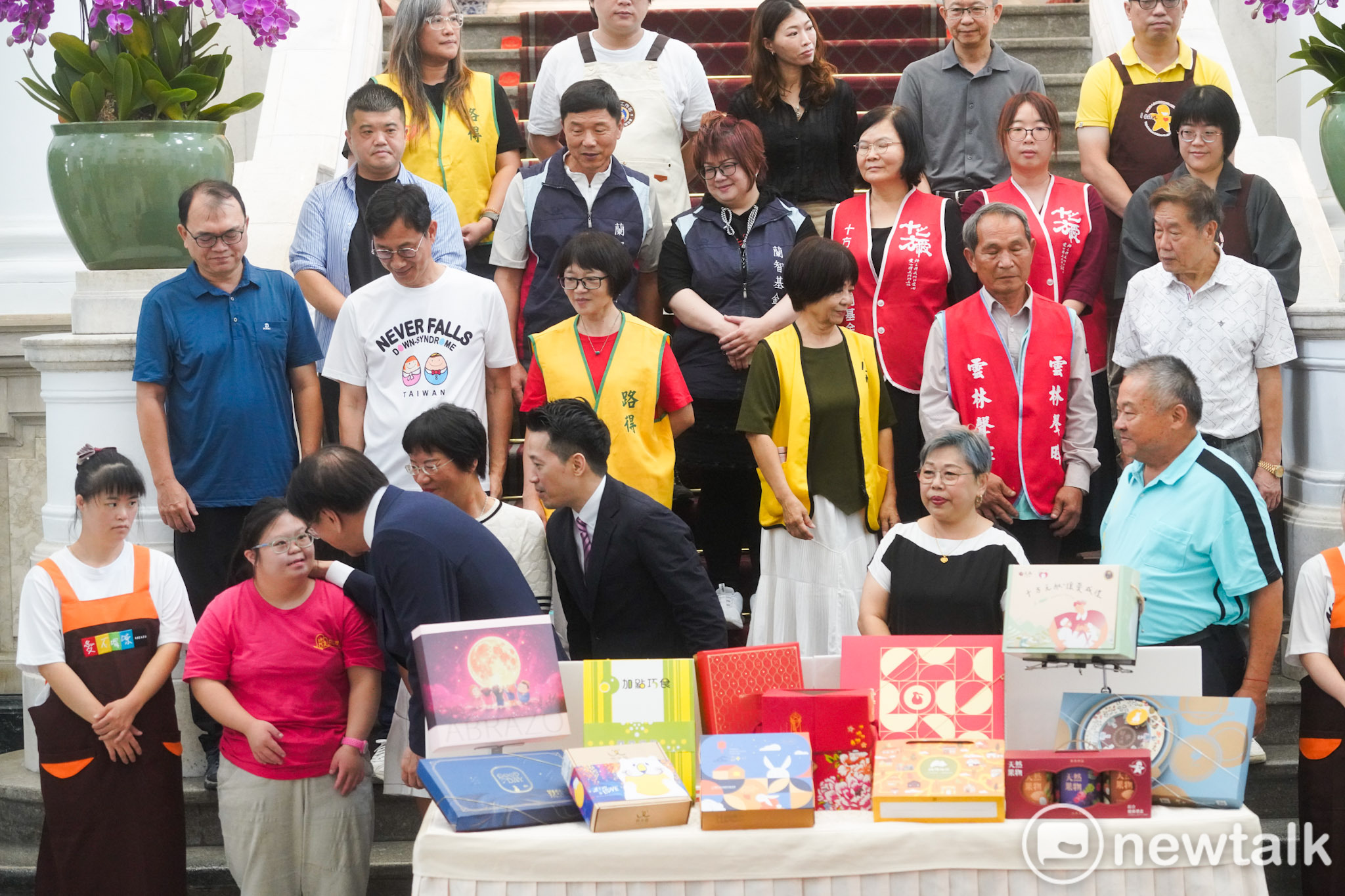 潘孟安關心社福團體。 圖：張良一/攝 