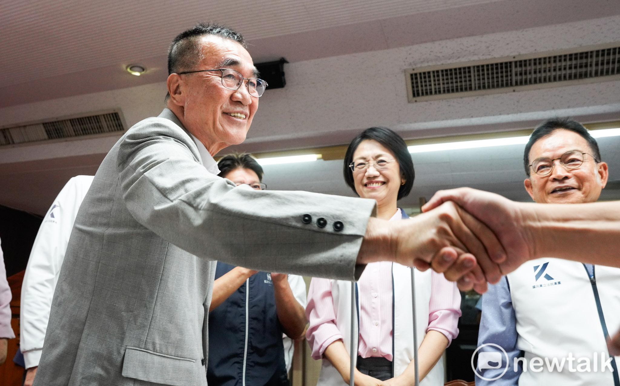 蘇巧慧民調逆轉勝 李四川辦:樣本與真實選舉結構呈巨大落差