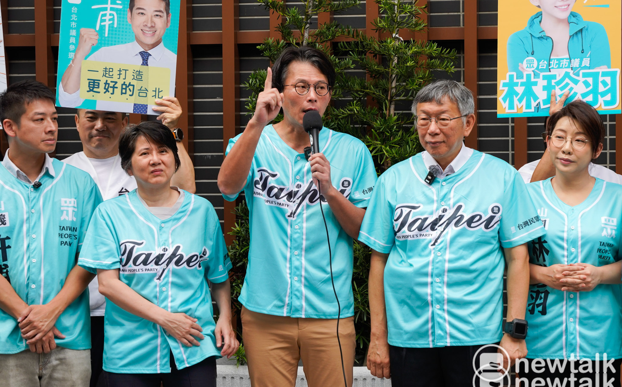 不滿藍營國會丟包、轉向綠白合?黃國昌嗆《鏡週刊》:懶得理會