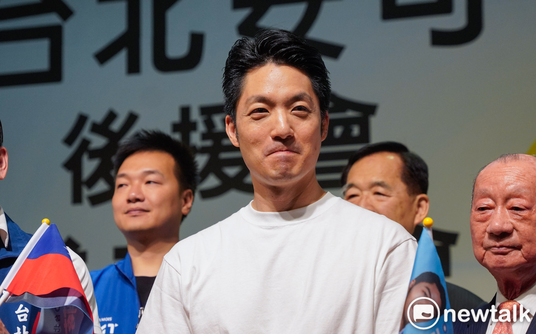 轟沈伯洋別認知作戰!蔣萬安:整篇文章沒提到美沙冬、你要在哪發毒品