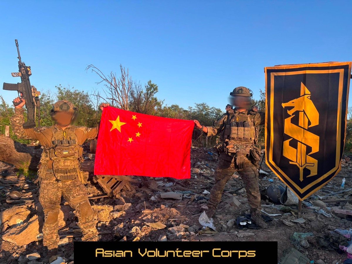  中國志願軍在烏俄戰場成為備受矚目的獨特存在。 圖：翻攝自@CCaalifornia 