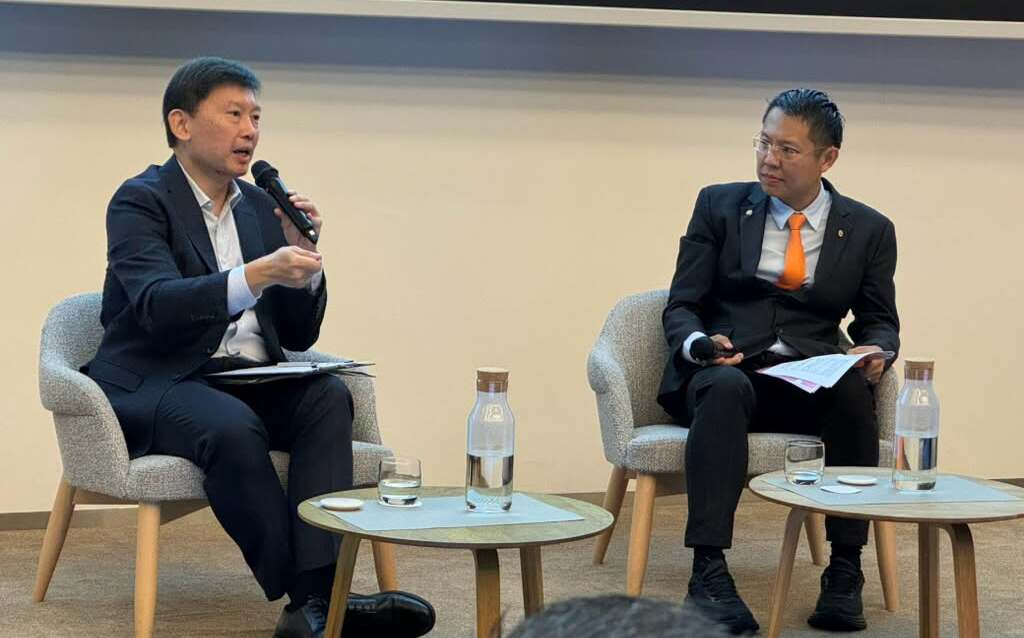 童振源專論》新加坡部長坐上「爐邊」:從政策宣示到深度對話的治理之道