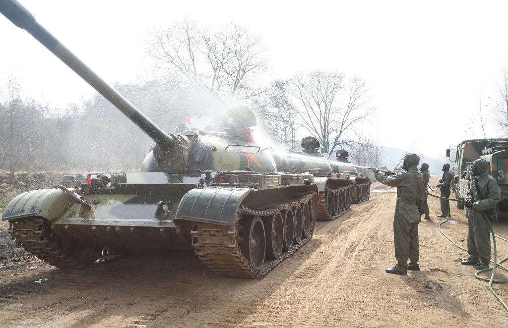  中國 59 式戰車為蘇聯 T-54 的仿製版，被許多第三世界國家裝備，有多款現代化與延伸型號。圖：翻攝自知乎