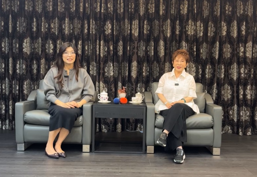 國民黨前主席洪秀柱曾主張「同表一中」使得「國共論壇」得以延續，再到現在國民黨主席鄭麗文上台後的「九二共識」下，為了對中共投其所好，以換取「國共論壇」復辦，但媒體報導揭露，北京當局似乎不領情。 圖：擷取自鄭麗文臉書 