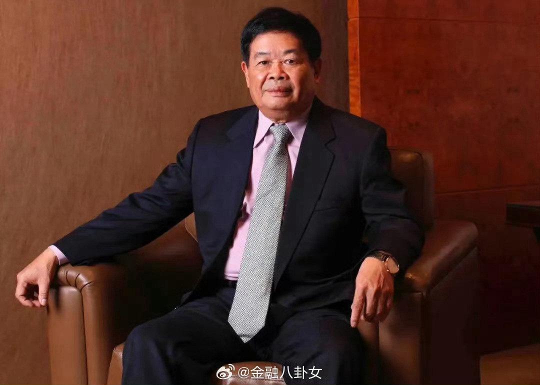  「福耀玻璃」創辦人曹德旺近日辭去董事長職務。 圖：翻攝自 微博 
