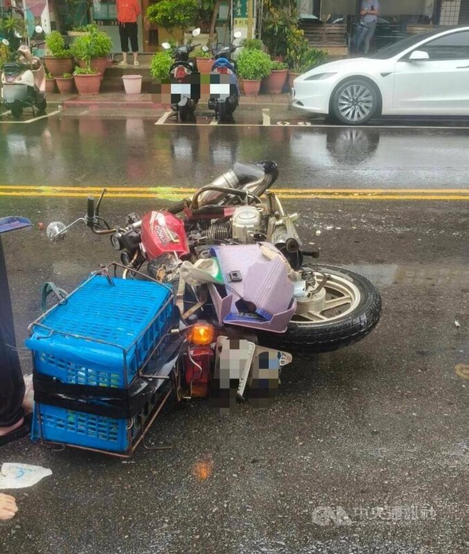 北市大同區汽機車碰撞　7旬騎士不治、妻輕傷