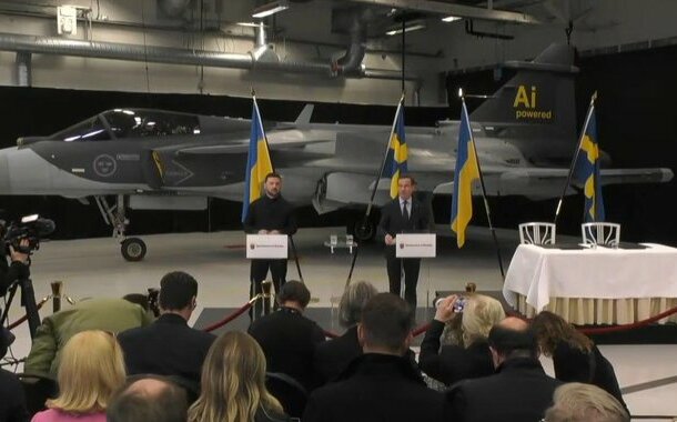 (影) 烏採購150架「鷹獅-E」戰機! 瑞典提供預警機、捷克援助衛星