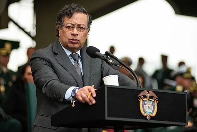 哥倫比亞總統古斯塔沃．佩特羅（Gustavo Petro）譴責美軍入侵委內瑞拉。 圖 : 翻攝自央視新聞 