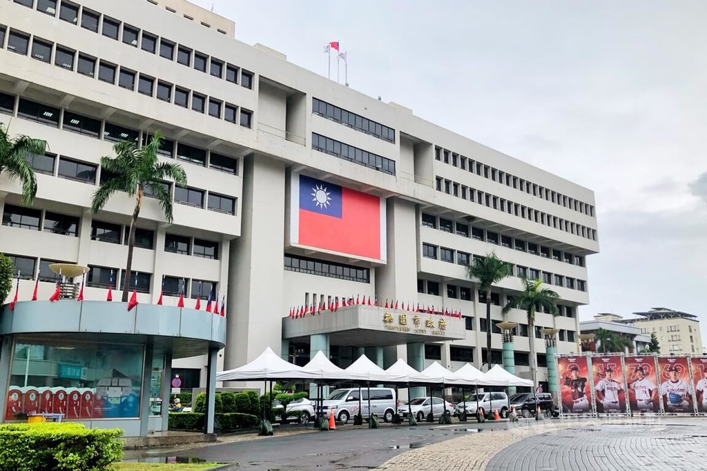 桃園市經發局人員疑收賄案 科長交保另3人聲押