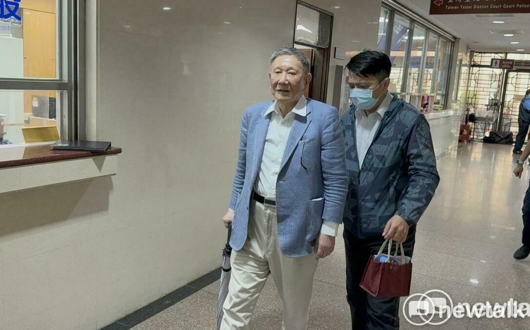 (影)京華城案傳喚應曉薇顧問吳順民作證 沈慶京不用坐輪椅、拄拐杖出庭