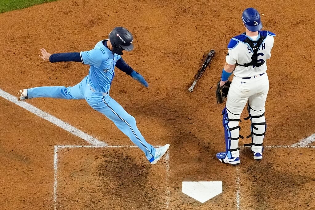 藍鳥首局前兩棒背靠背開轟　創世界大賽紀錄