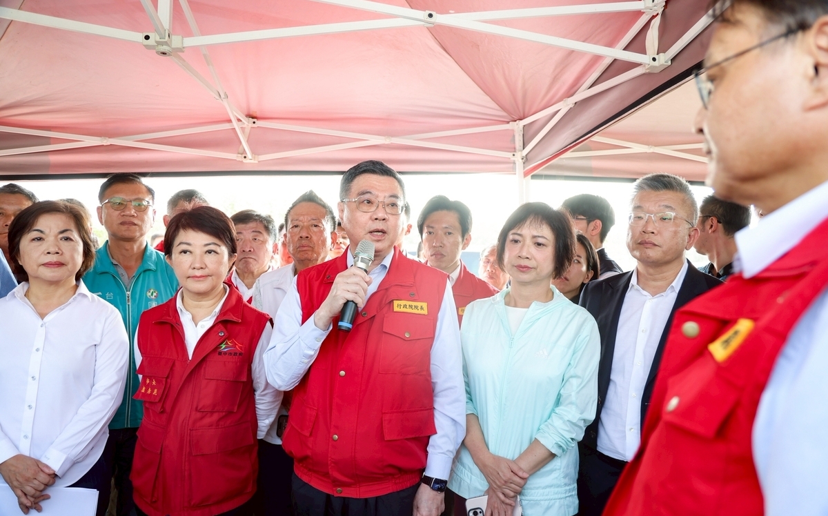 豬市解禁！卓揆宣布：預計從11/8起 市場開始供應溫體豬