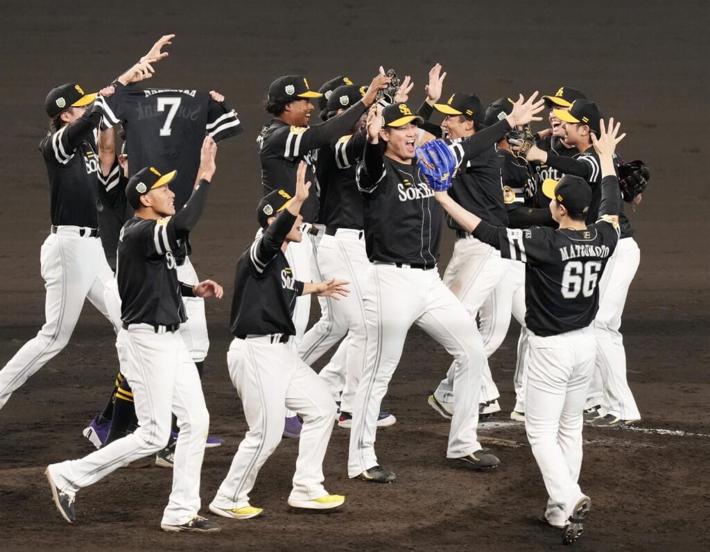 日本大賽野村勇延長賽超前轟 軟銀鷹抱回總冠軍