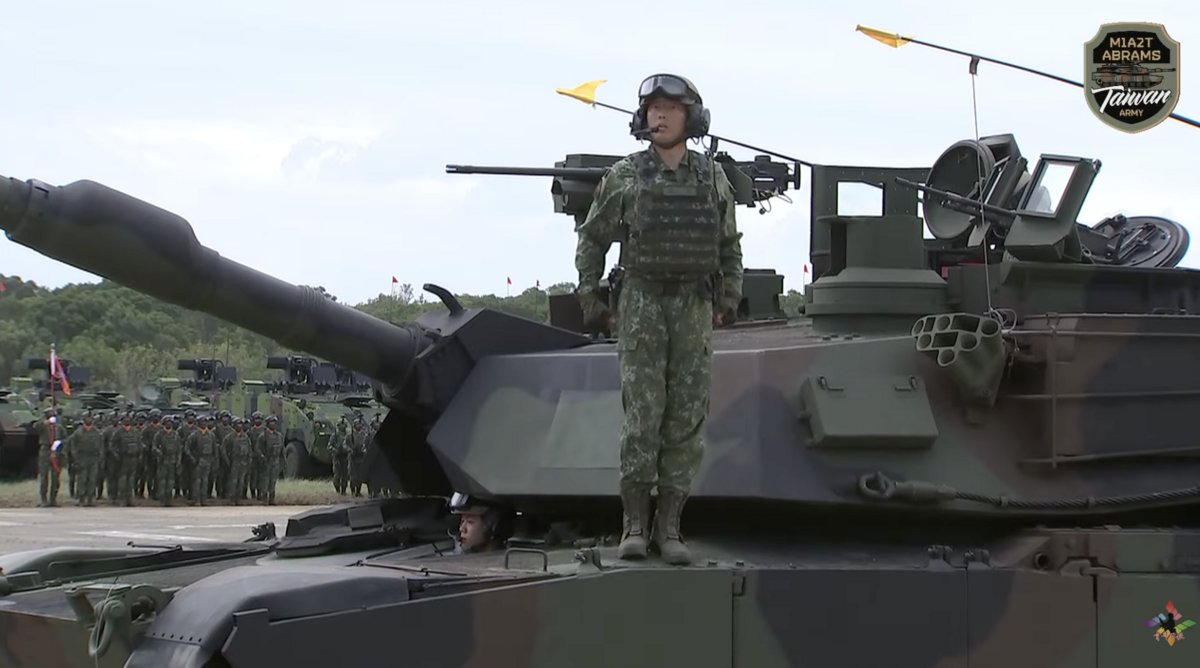  M1A2T戰車成軍典禮。 圖：翻攝自青年日報YT 