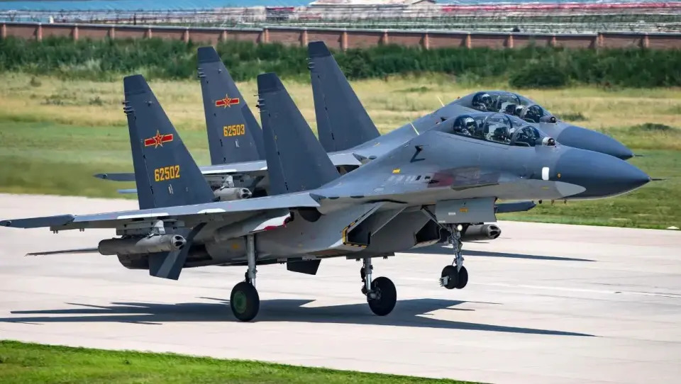 若殲-11B 戰鬥機掛載激光炮實驗成功，整體效益都將大幅增加。 圖：翻攝自 騰訊新聞@矚望雲霄 