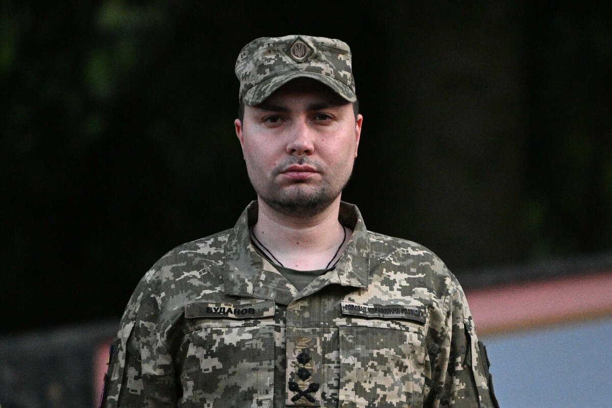  烏克蘭國防部情報總局（GUR）局長布達諾夫（Kyrylo Budanov）中將近日親自抵達頓涅茨克州的紅軍城戰場。 圖：翻攝自 X 
