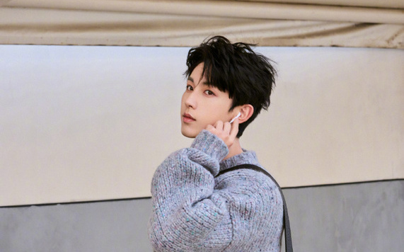 于朦朧案翻版？郭俊辰微博發文「好吃」遭刪  陰謀論瘋傳網炸鍋