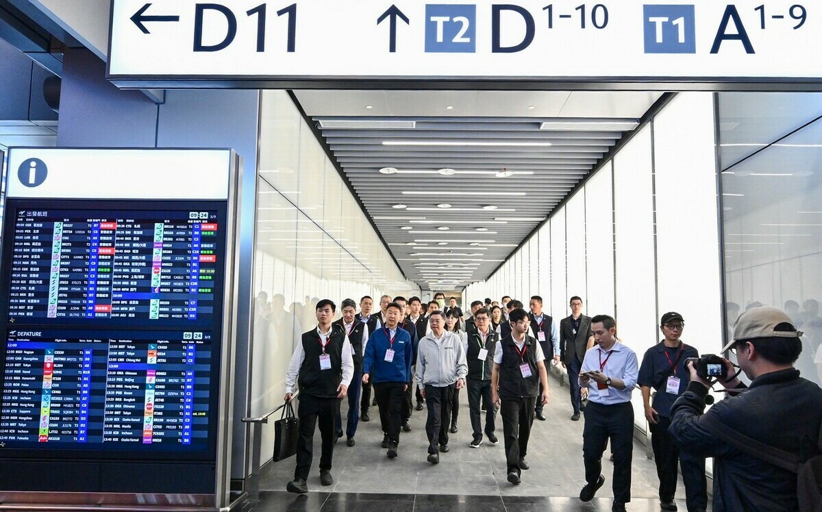 視察桃機北登機廊廳工程及邊境檢疫措施 卓揆：北登機廊廳12月啟用