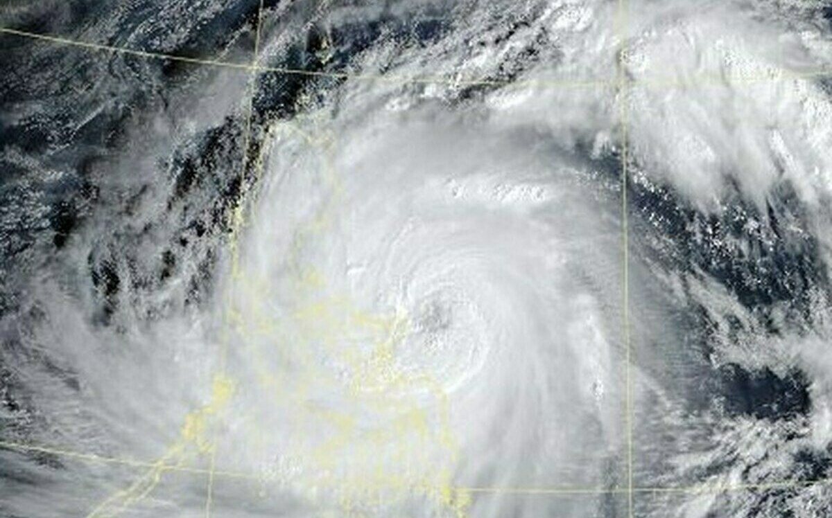 中颱「鳳凰」環流超大!巨無霸外型引熱議 鄭明典分析風場結構