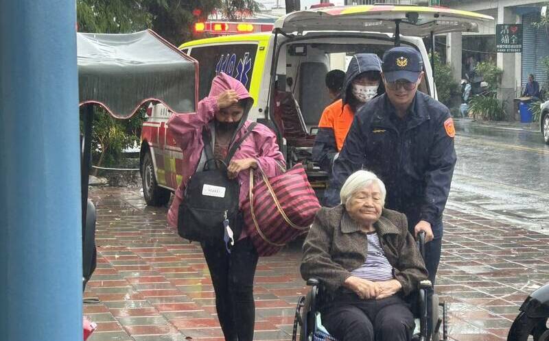 馬太鞍溪堰塞湖升級紅色警戒!光復3鄉鎮強制撤離近5千人